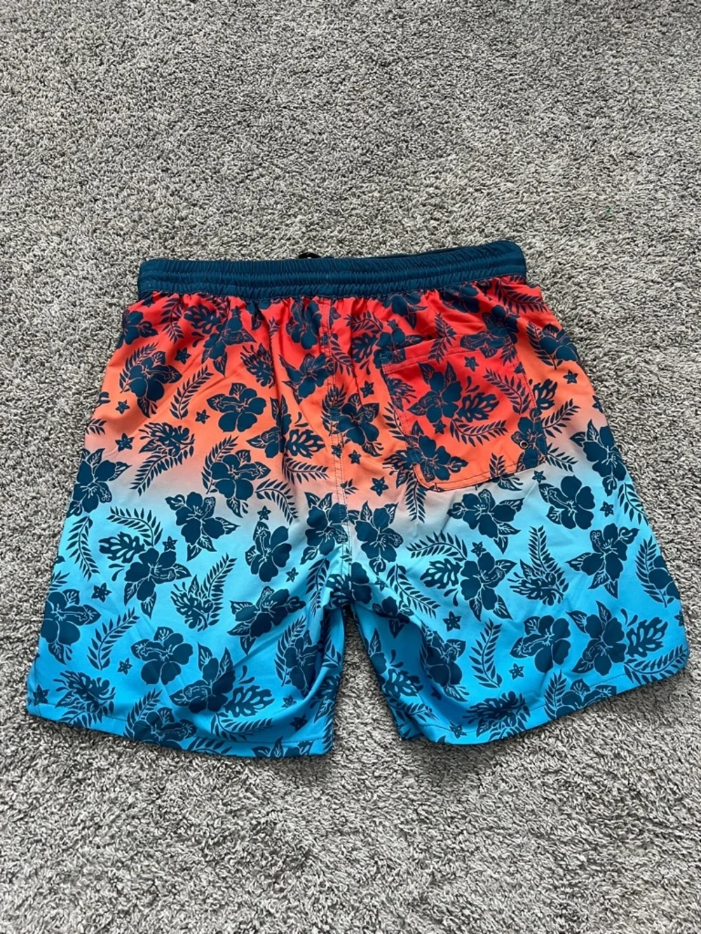 Body Glove Men’s Tropical Ombre Floral Swim Trunks in Coral and Blue - Size M